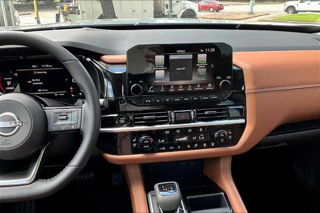 Photo of 2025 Boulder Gray Metallic Nissan Pathfinder