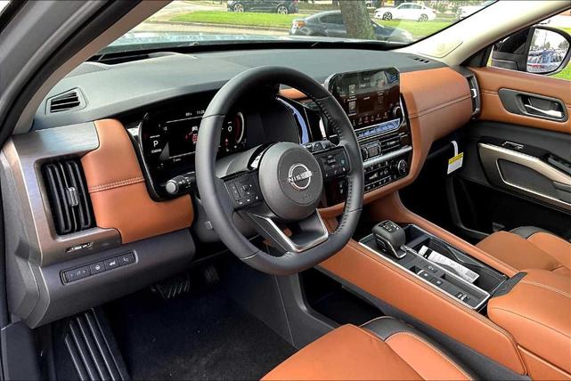 Photo of 2025 Boulder Gray Metallic Nissan Pathfinder