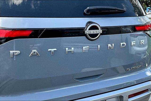 Photo of 2025 Boulder Gray Metallic Nissan Pathfinder