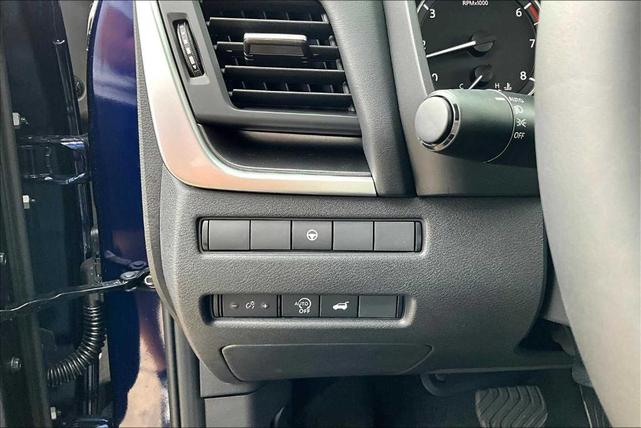Photo of 2025 Deep Ocean Blue Nissan Rogue