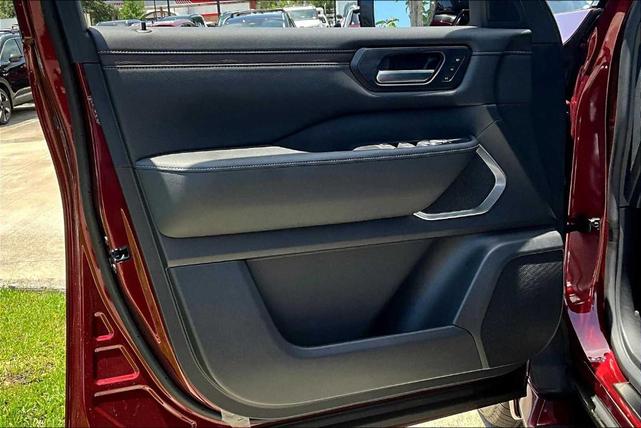 Photo of 2025 Coulis Red Pear Nissan Armada