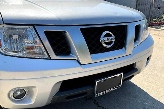 Photo of 2017 Brilliant Silver Nissan Frontier