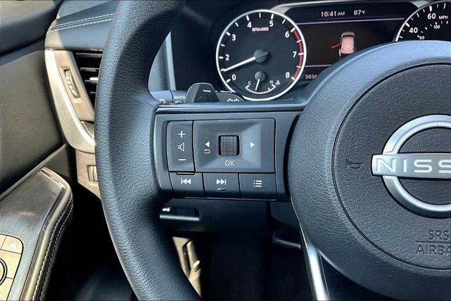 Photo of 2024 Deep Ocean Blue Nissan Rogue