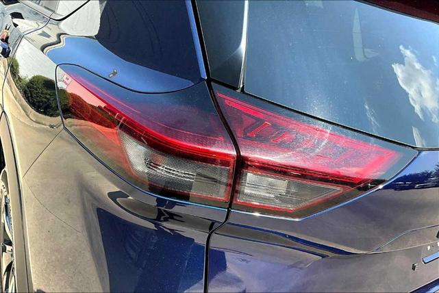Photo of 2024 Deep Ocean Blue Nissan Rogue