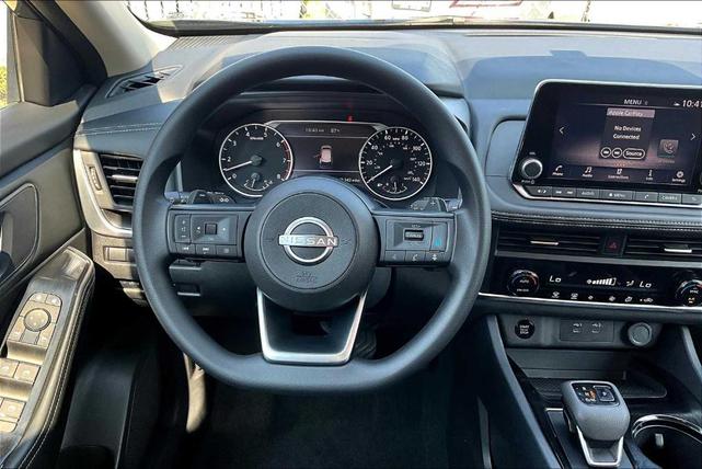 Photo of 2024 Deep Ocean Blue Nissan Rogue