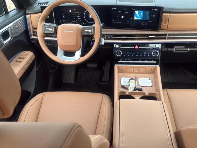 Photo of 2026 Phantom Black Hyundai SANTA FE HEV