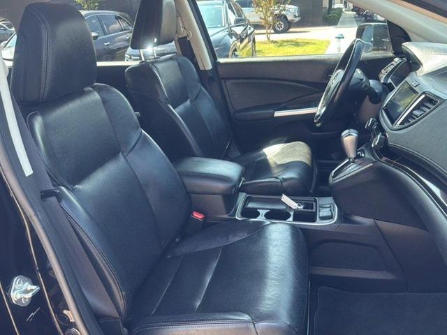 Photo of 2015 Crystal Black Pearl Honda CR-V