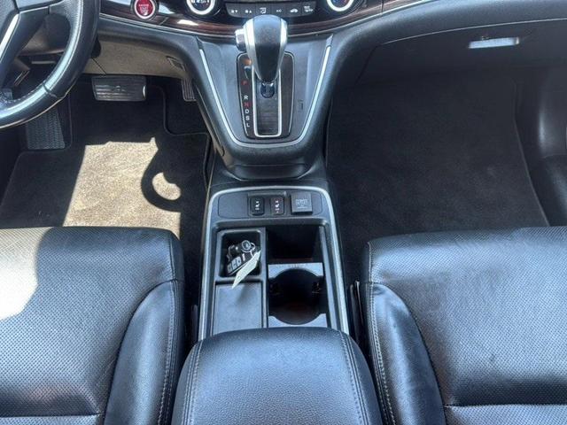 Photo of 2015 Crystal Black Pearl Honda CR-V