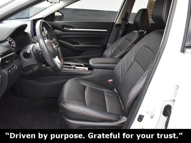 Photo of 2024 White Nissan Altima