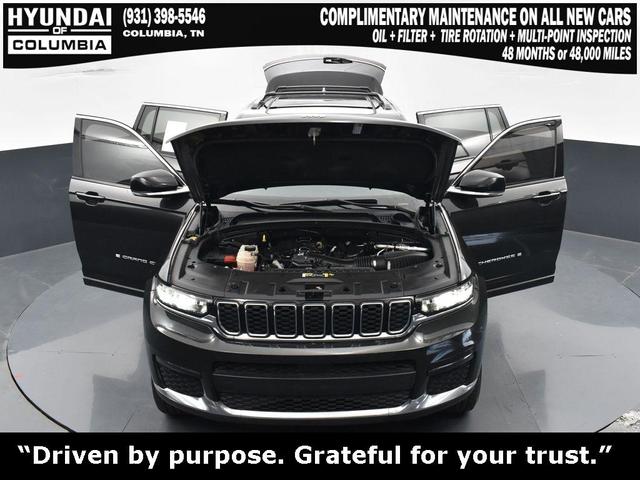Photo of 2022 Rocky Mountain Pearlcoat Jeep Grand Cherokee L