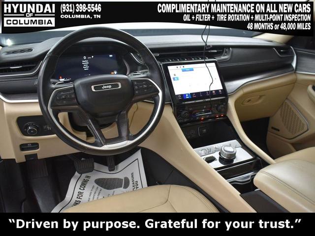Photo of 2022 Rocky Mountain Pearlcoat Jeep Grand Cherokee L
