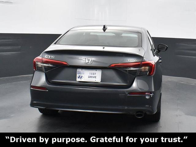Photo of 2024 Meteorite Gray Metallic Honda Civic