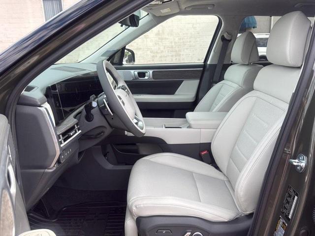 Photo of 2026 Green Hyundai SANTA FE HEV