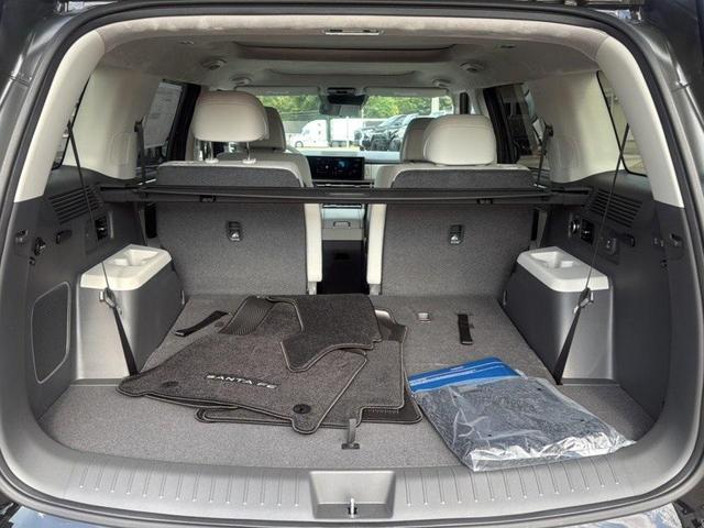 Photo of 2026 Green Hyundai SANTA FE HEV