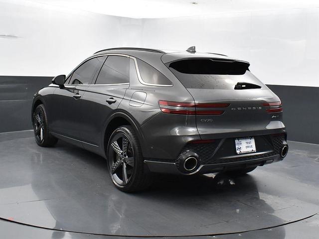 Photo of 2022 Himalayan Gray Genesis GV70