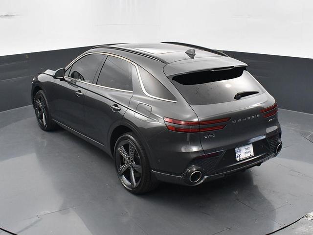 Photo of 2022 Himalayan Gray Genesis GV70