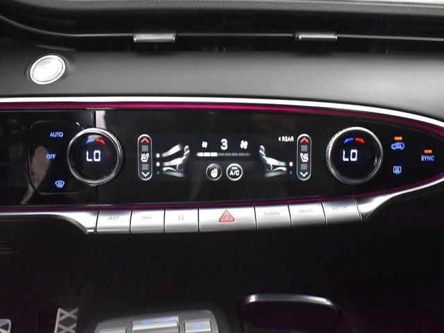 Photo of 2022 Himalayan Gray Genesis GV70