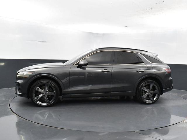 Photo of 2022 Himalayan Gray Genesis GV70