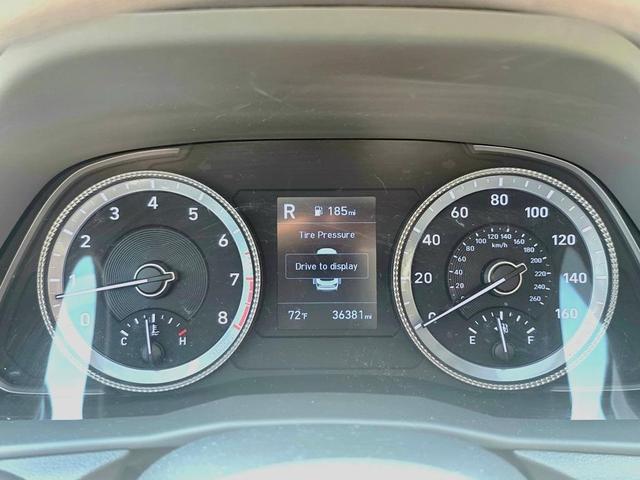 Photo of 2023 White Hyundai SONATA