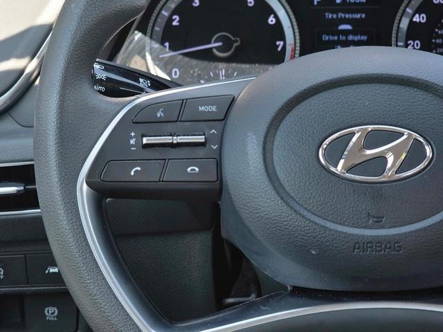 Photo of 2023 White Hyundai SONATA