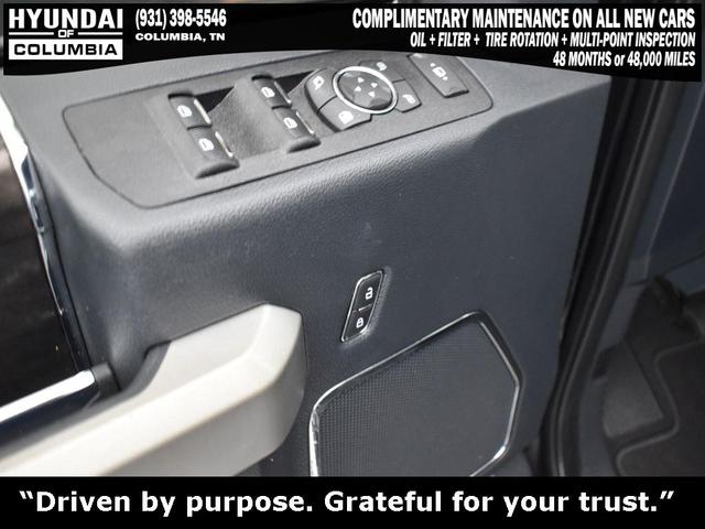 Photo of 2022 Agate Black Metallic Ford F-250