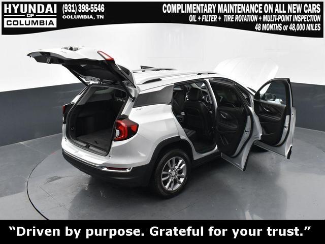 Photo of 2022 Quicksilver Metallic GMC Terrain