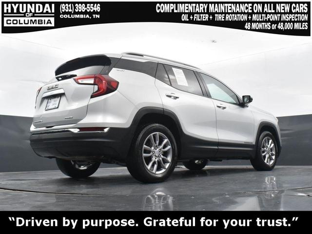 Photo of 2022 Quicksilver Metallic GMC Terrain