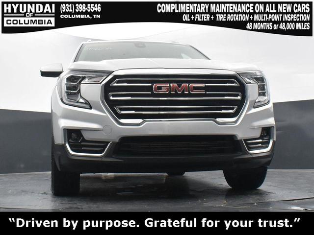 Photo of 2022 Quicksilver Metallic GMC Terrain