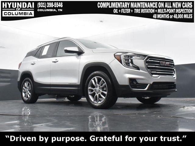 Photo of 2022 Quicksilver Metallic GMC Terrain