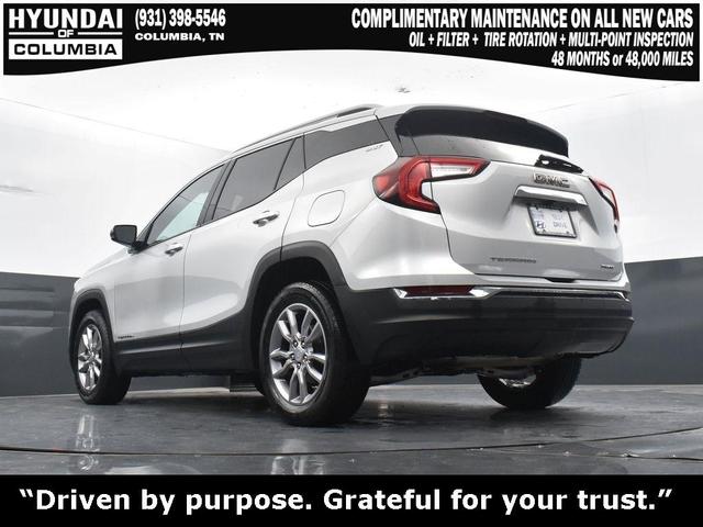 Photo of 2022 Quicksilver Metallic GMC Terrain