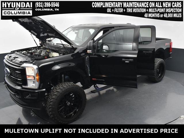 Photo of 2025 Black Metallic Ford F-350