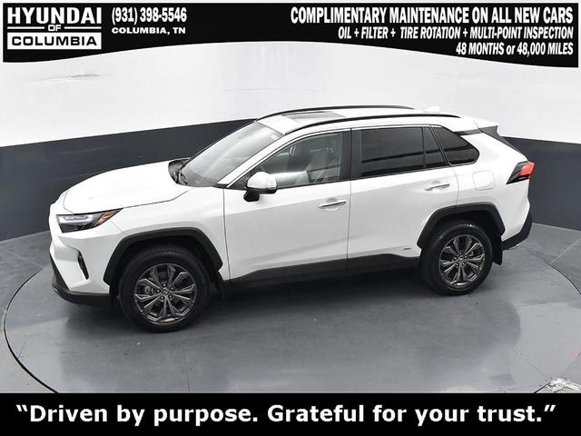 Photo of 2024 Wind Chill Pearl Toyota RAV4 Hybrid