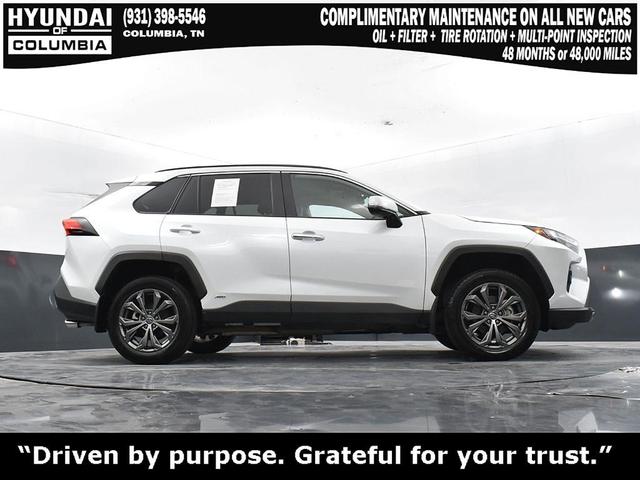 Photo of 2024 Wind Chill Pearl Toyota RAV4 Hybrid