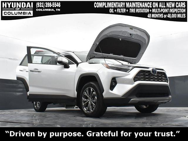 Photo of 2024 Wind Chill Pearl Toyota RAV4 Hybrid