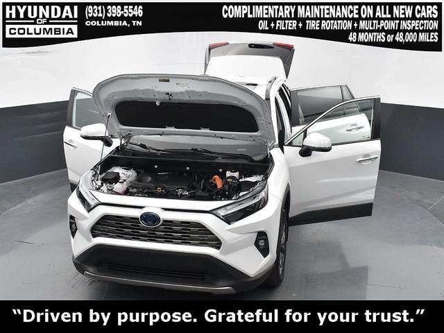 Photo of 2024 Wind Chill Pearl Toyota RAV4 Hybrid