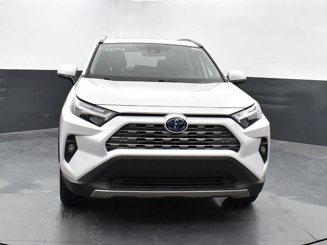Photo of 2024 Wind Chill Pearl Toyota RAV4 Hybrid