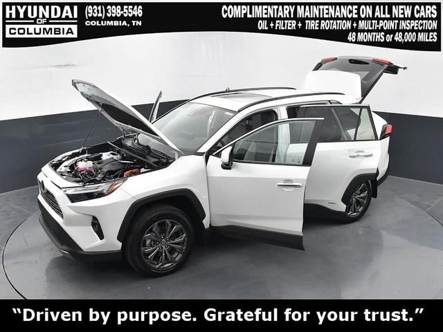 Photo of 2024 Wind Chill Pearl Toyota RAV4 Hybrid
