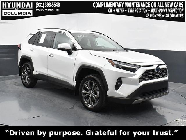 Photo of 2024 Wind Chill Pearl Toyota RAV4 Hybrid