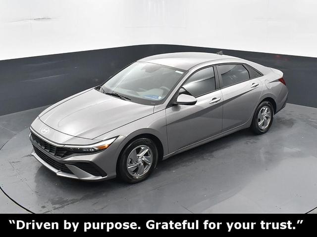 Photo of 2024 Metal Hyundai ELANTRA