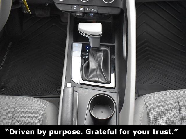 Photo of 2024 Metal Hyundai ELANTRA