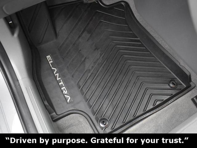 Photo of 2024 Metal Hyundai ELANTRA