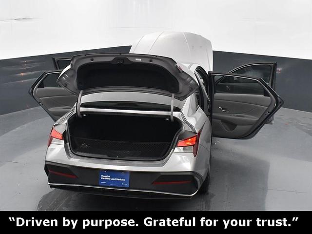 Photo of 2024 Metal Hyundai ELANTRA