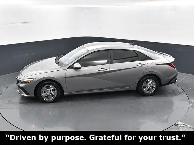 Photo of 2024 Metal Hyundai ELANTRA