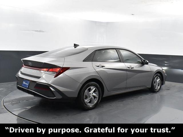 Photo of 2024 Metal Hyundai ELANTRA