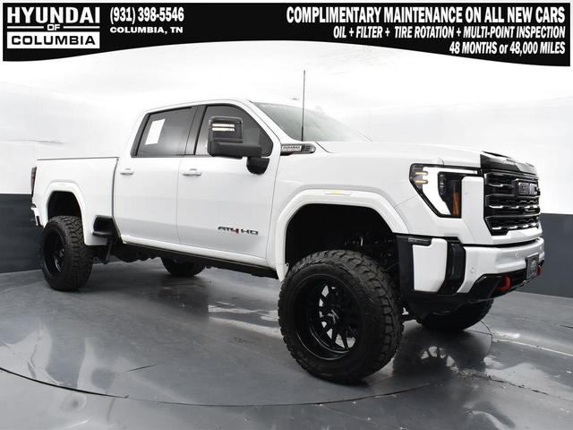 Photo of 2024 Summit White GMC Sierra 2500