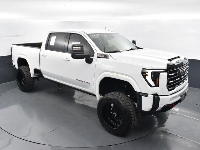 Photo of 2024 Summit White GMC Sierra 2500