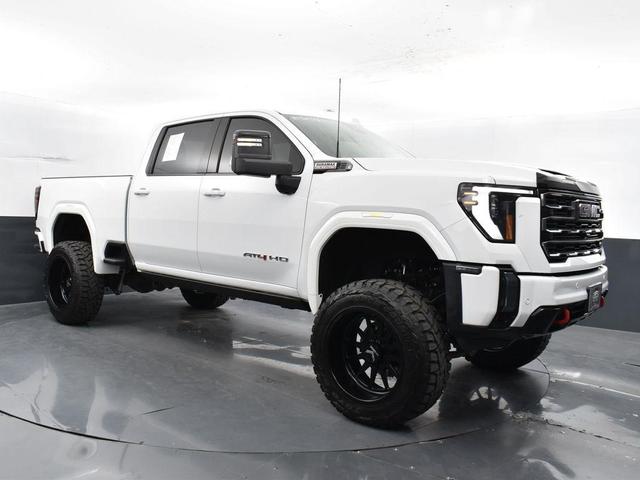 Photo of 2024 Summit White GMC Sierra 2500