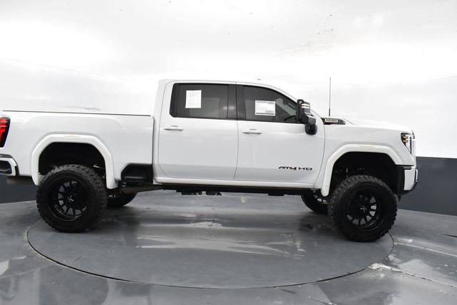Photo of 2024 Summit White GMC Sierra 2500