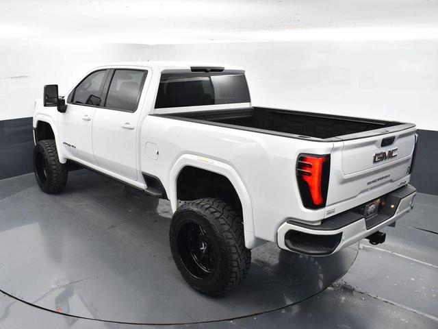 Photo of 2024 Summit White GMC Sierra 2500