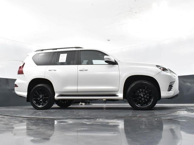 Photo of 2022 Starfire Pearl Lexus GX 460